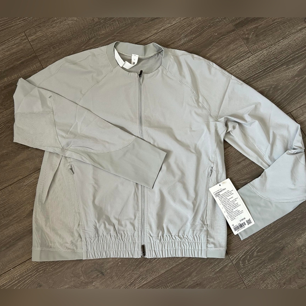 Lululemon lightweight run jacket women’s size 12